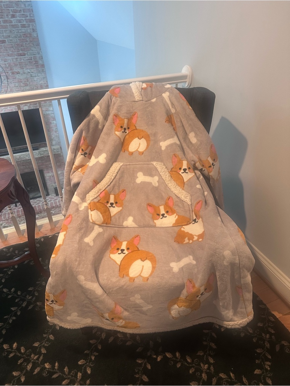 Cozy Corgi Print Hooded Pet Blanket Pullover - Gray